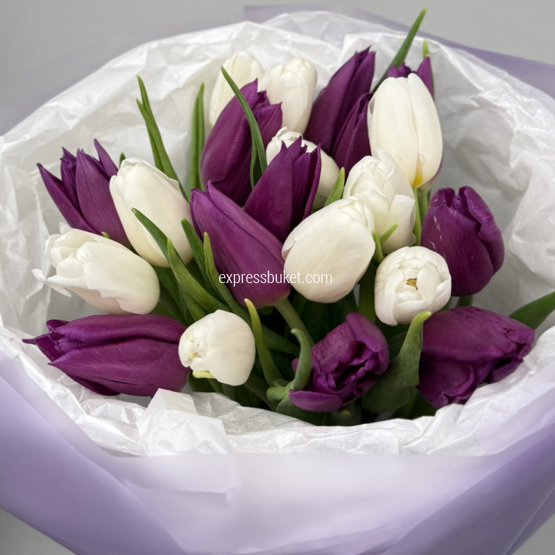 Букет с тюльпанами микс